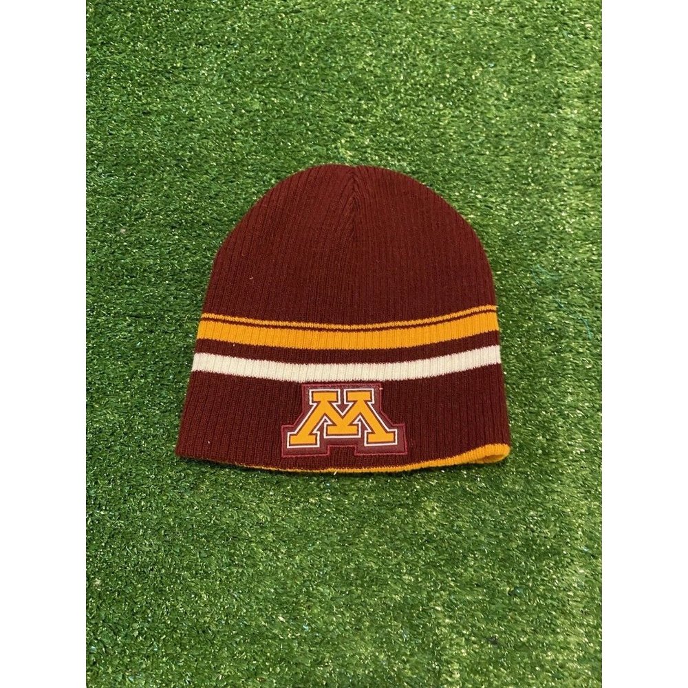 Mens Minnesota Gophers winter hat beanie skull cap NWOT OSFA maroon gold goldy